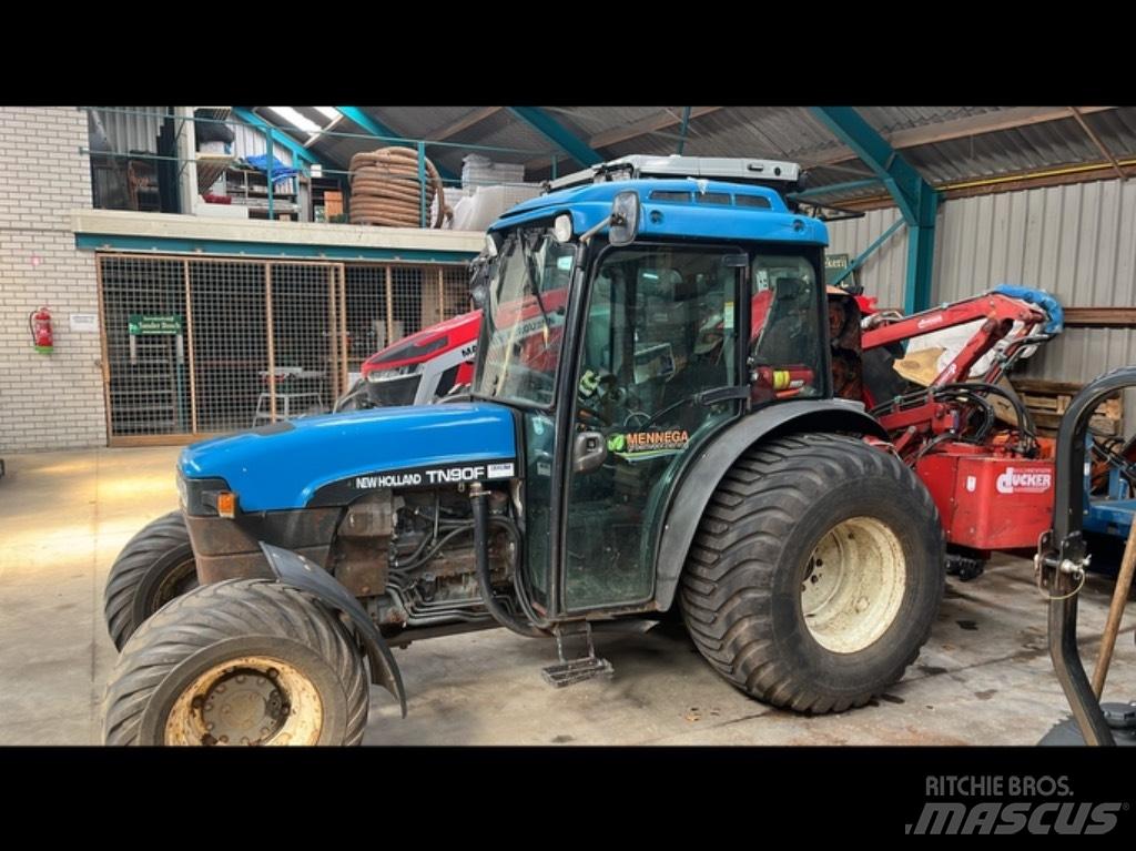 New Holland TN 90 F トラクター