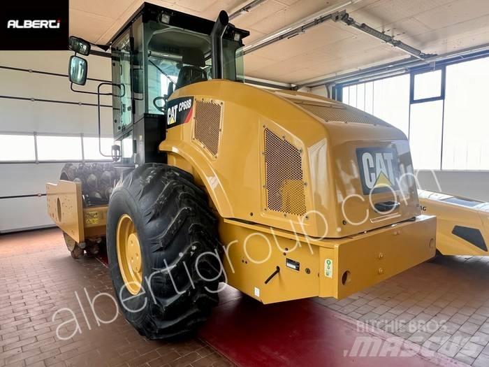 CAT CP68B 振動ローラ