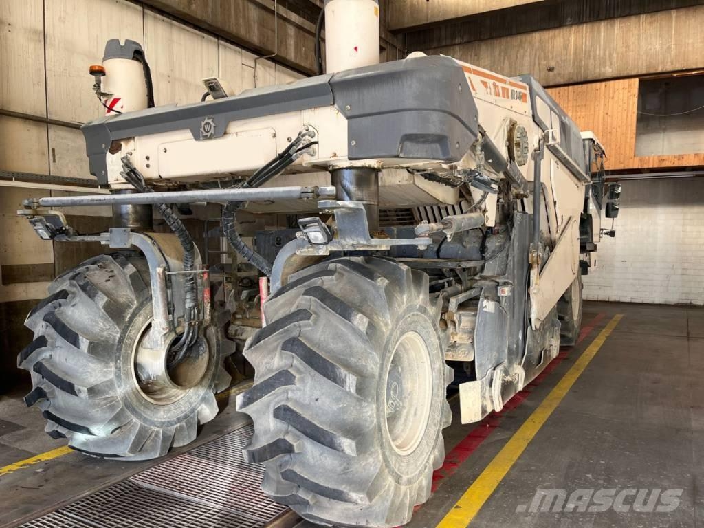 Wirtgen WR 240i その他