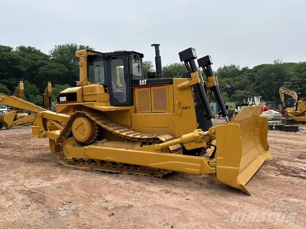 CAT D8R ブルドーザー