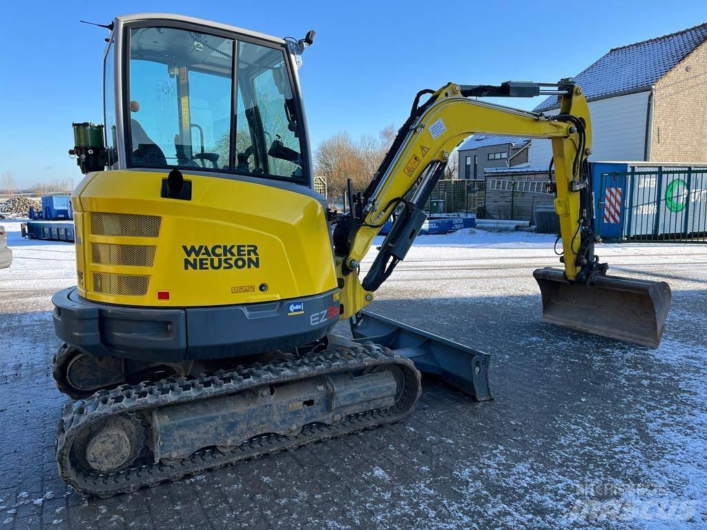 Wacker Neuson EZ 36 ミニ油圧ショベル 7t以下（ミニユンボ・ミニディガー）