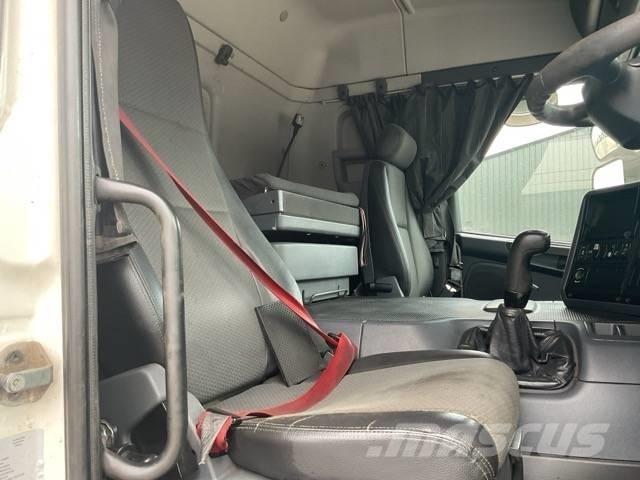 Scania P 410 ダンプ