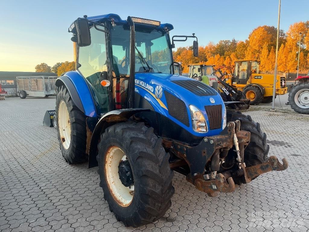 New Holland TD 5.85 トラクター