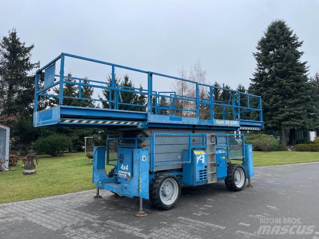 Genie GS 5390 RT シザースリフト