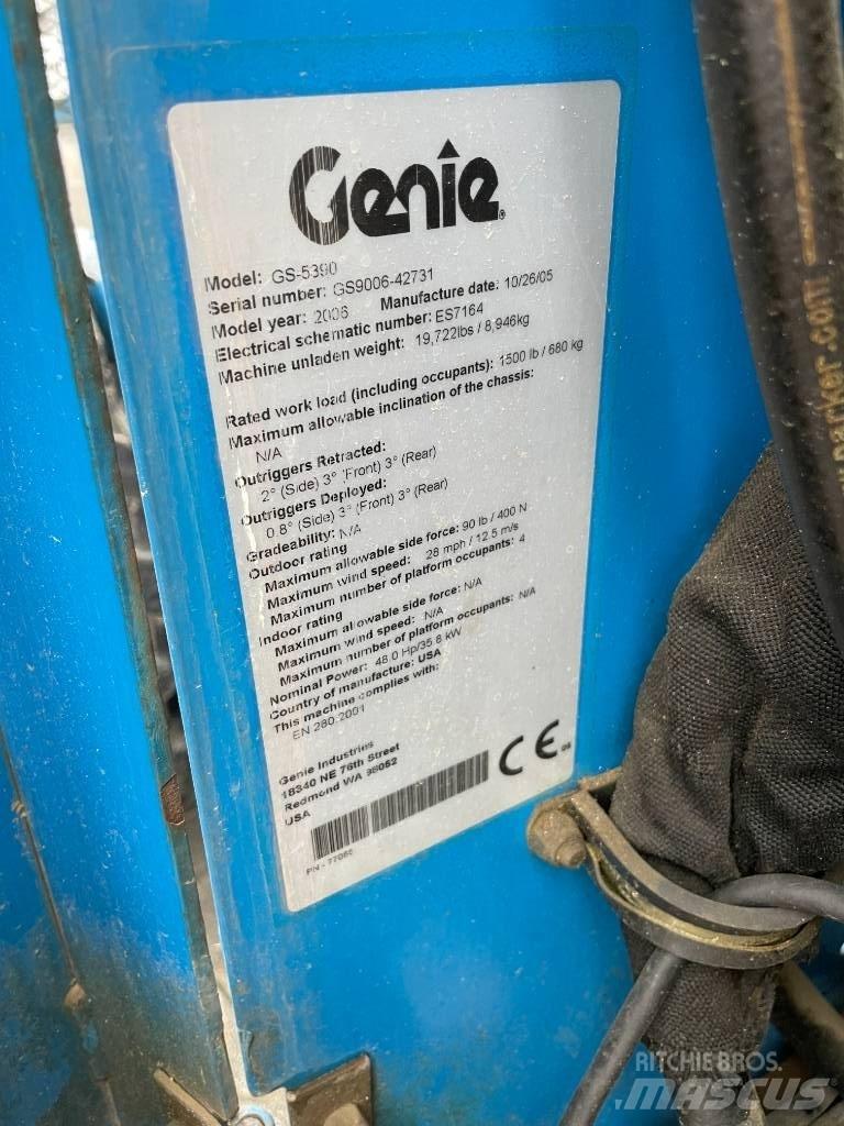 Genie GS 5390 RT シザースリフト