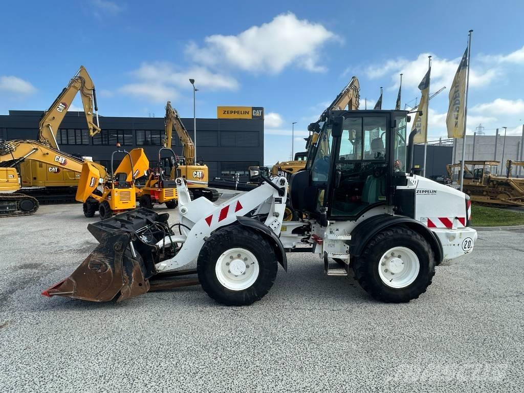 CAT 908 M ホイールローダー・タイヤショベル