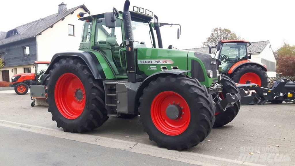 Fendt 718 Vario TMS トラクター