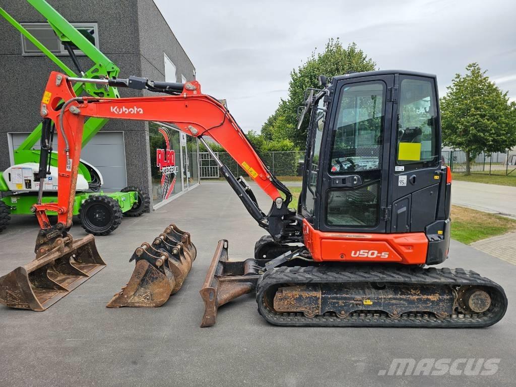 Kubota U 50-5 ミニ油圧ショベル 7t以下（ミニユンボ・ミニディガー）