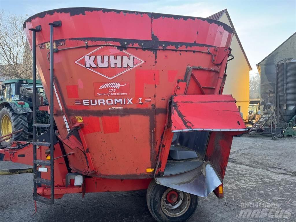 Kuhn EUROMIX 1070 ミキサーフィーダー