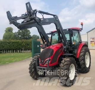 Valtra A 85 SH トラクター
