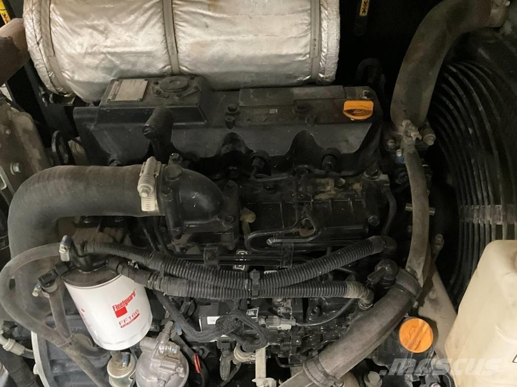 Doosan DX 62 R-3 ミニ油圧ショベル 7t以下（ミニユンボ・ミニディガー）