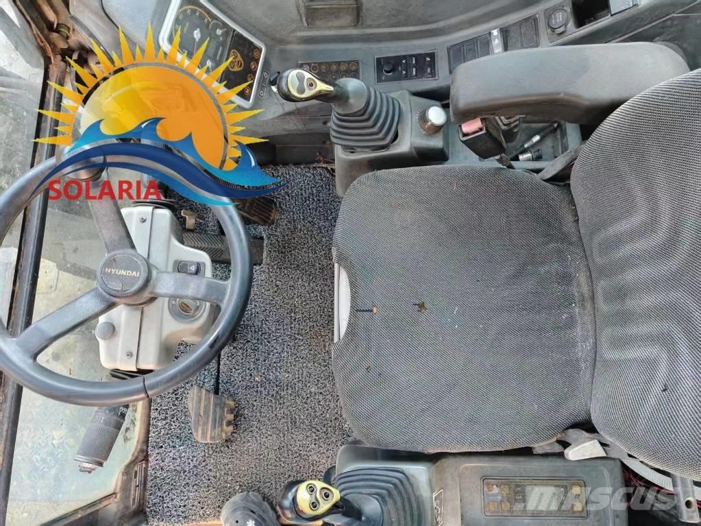 Hyundai 60 W ホイール式油圧ショベル（パワーショベル・ユンボ・バックホー）