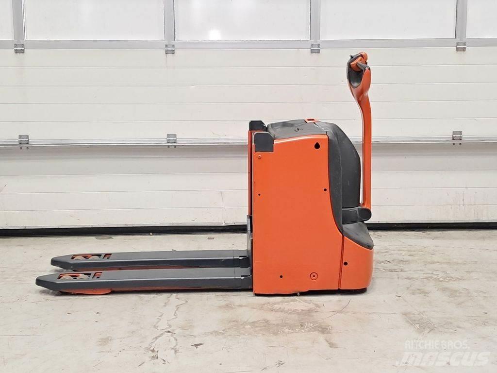 Linde T16L ハンドパレットトラック
