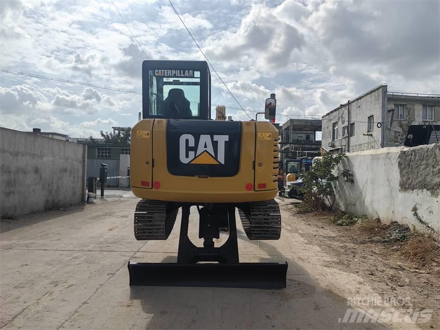 CAT 305.5E 大型油圧ショベル12t以上（パワーショベル・ユンボ）