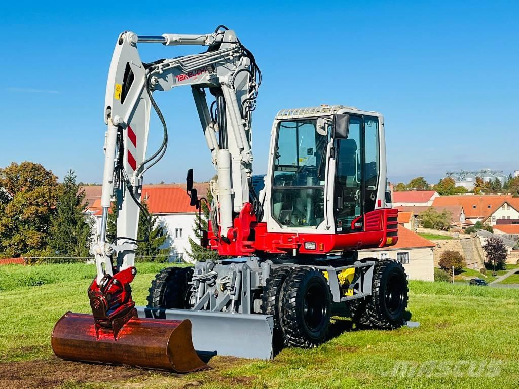 Takeuchi TB 295 W ホイール式油圧ショベル（パワーショベル・ユンボ・バックホー）