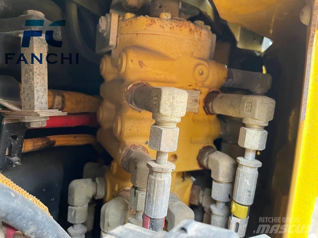 CAT 303.5 C CR ミニ油圧ショベル 7t以下（ミニユンボ・ミニディガー）
