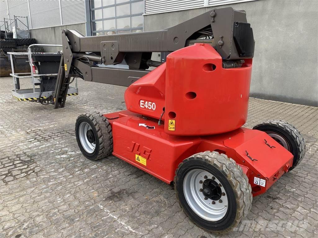 JLG E450AJ ブームリフト　屈伸型
