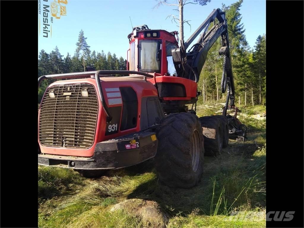 Komatsu 931 ハーベスター