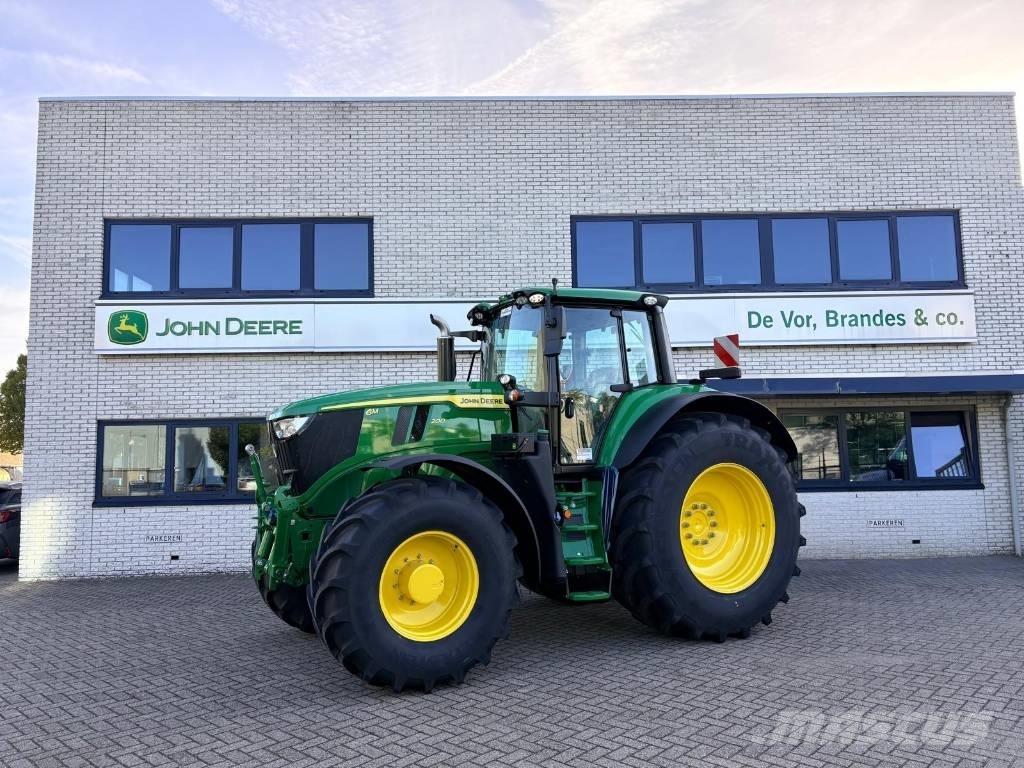 John Deere 6M200 トラクター