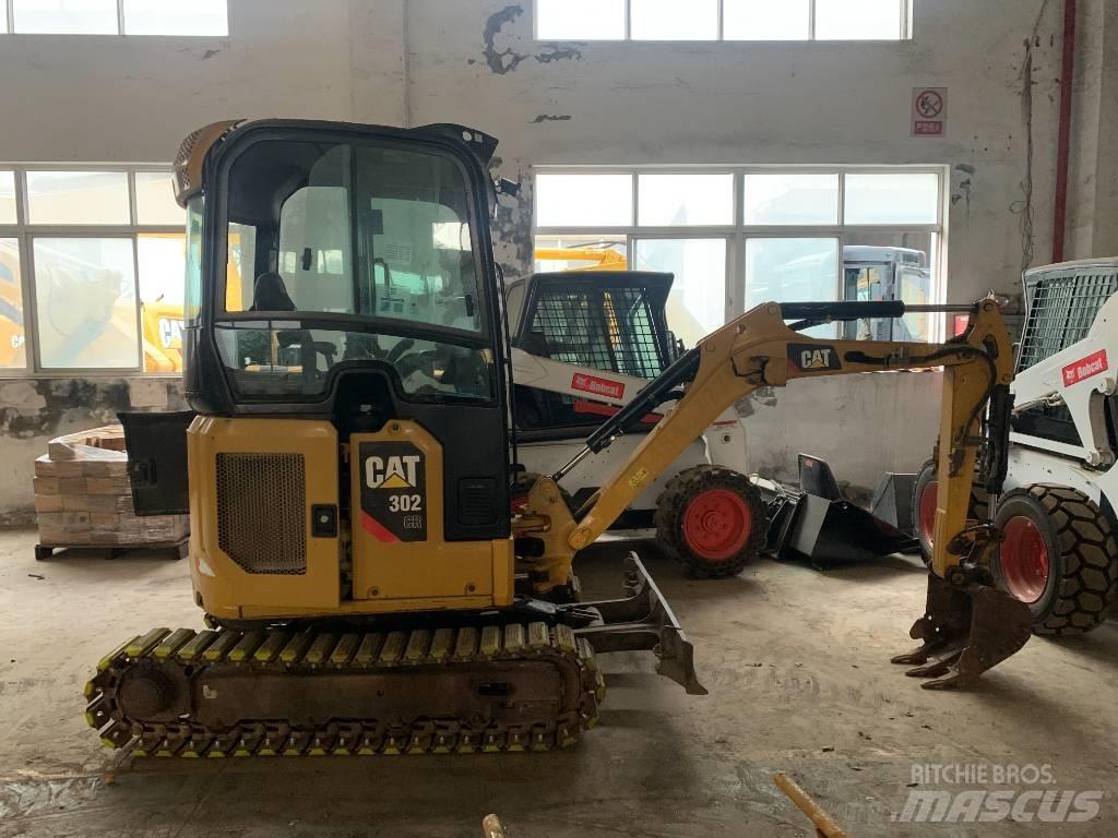 CAT 302 大型油圧ショベル12t以上（パワーショベル・ユンボ）