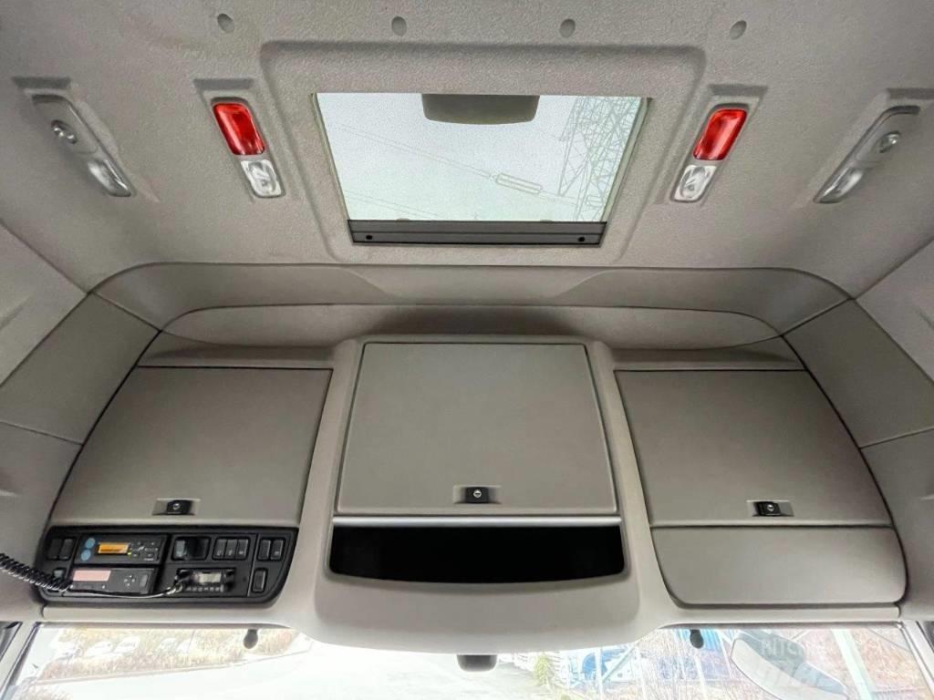 DAF FT460XF ADR 中古トラクターヘッド | トレーラーヘッド