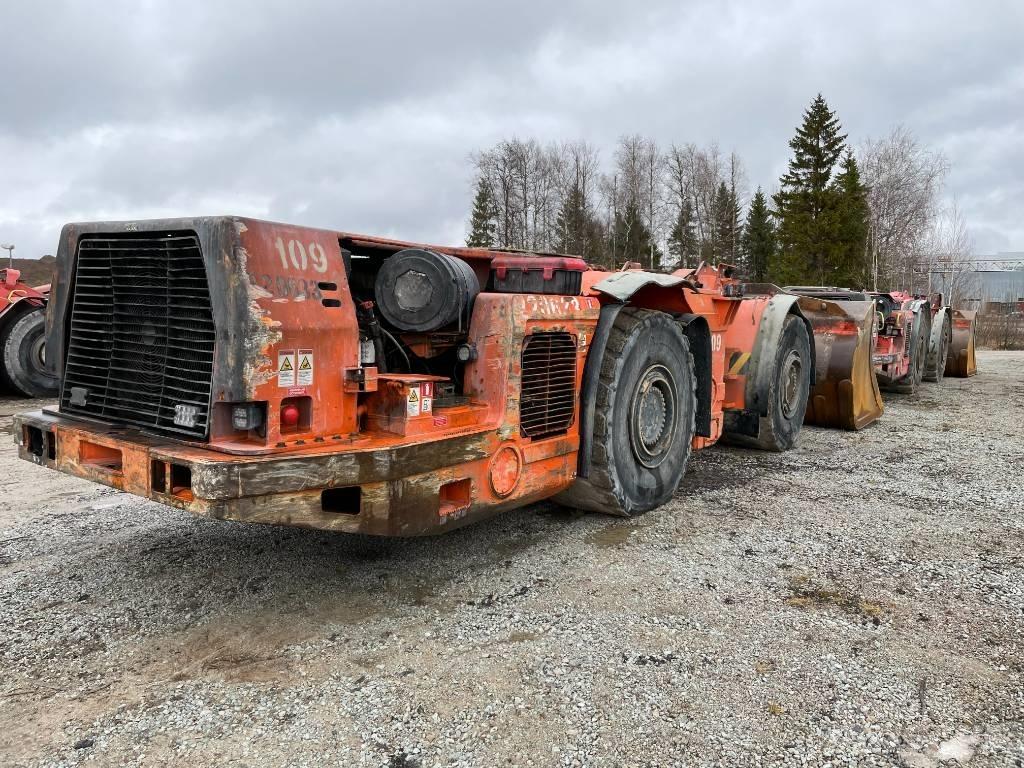 Sandvik LH 514 地下ローダー