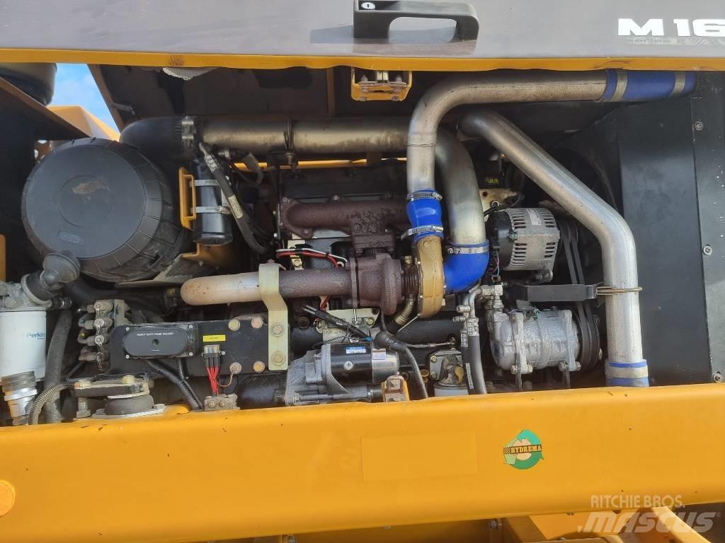 Hydrema M 1600 C ホイール式油圧ショベル（パワーショベル・ユンボ・バックホー）