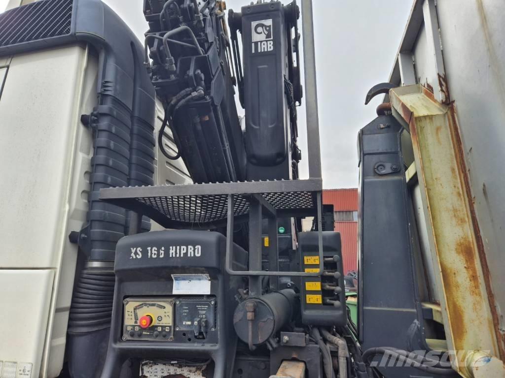 Volvo FM 460 クレーントラック、ユニック車