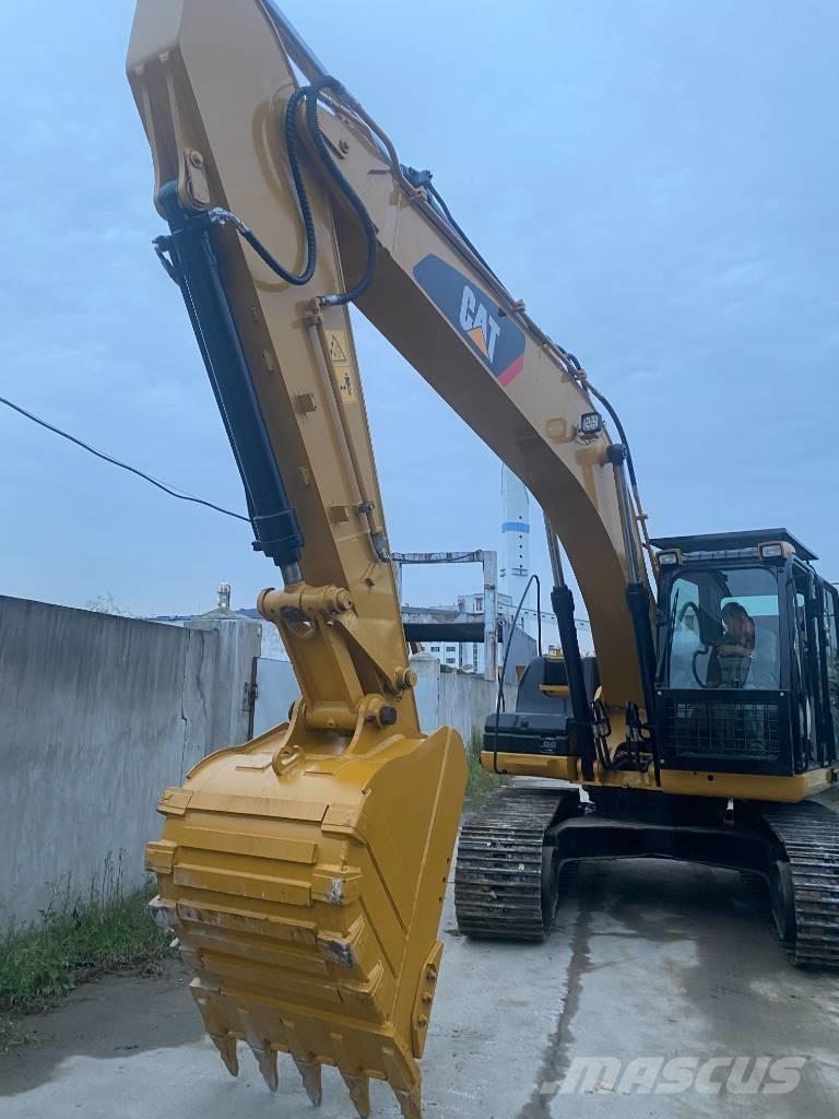 CAT 320 D 大型油圧ショベル12t以上（パワーショベル・ユンボ）