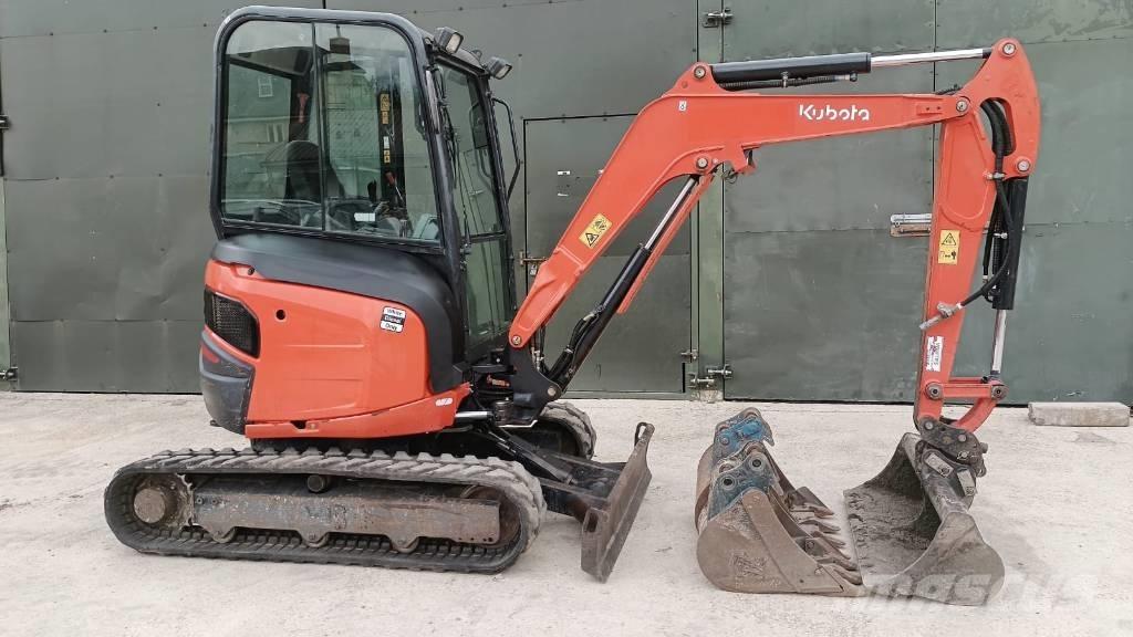 Kubota U 27-4 ミニ油圧ショベル 7t以下（ミニユンボ・ミニディガー）