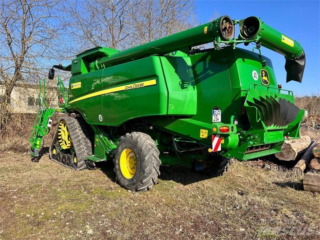 John Deere T670i コンバイン