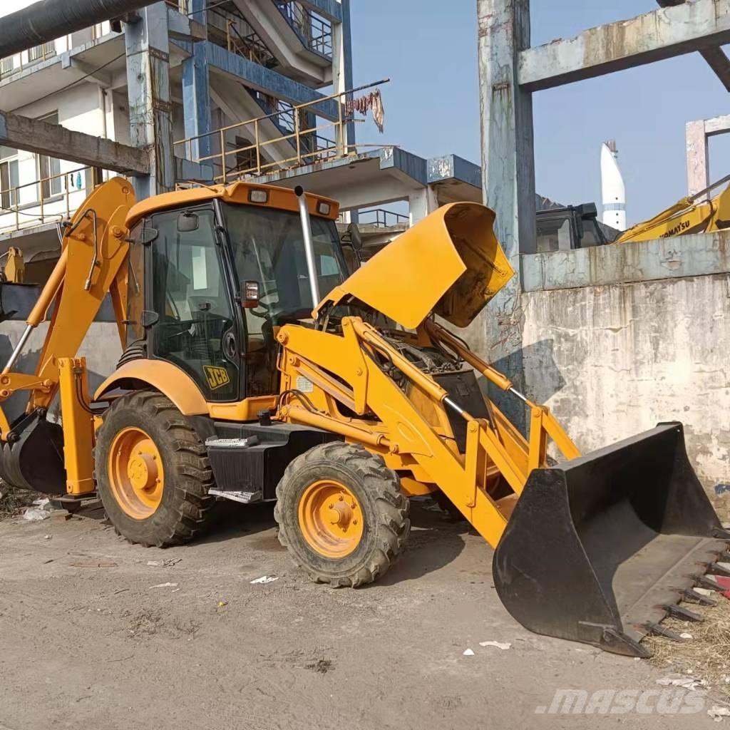 JCB 3CX バックホーローダー