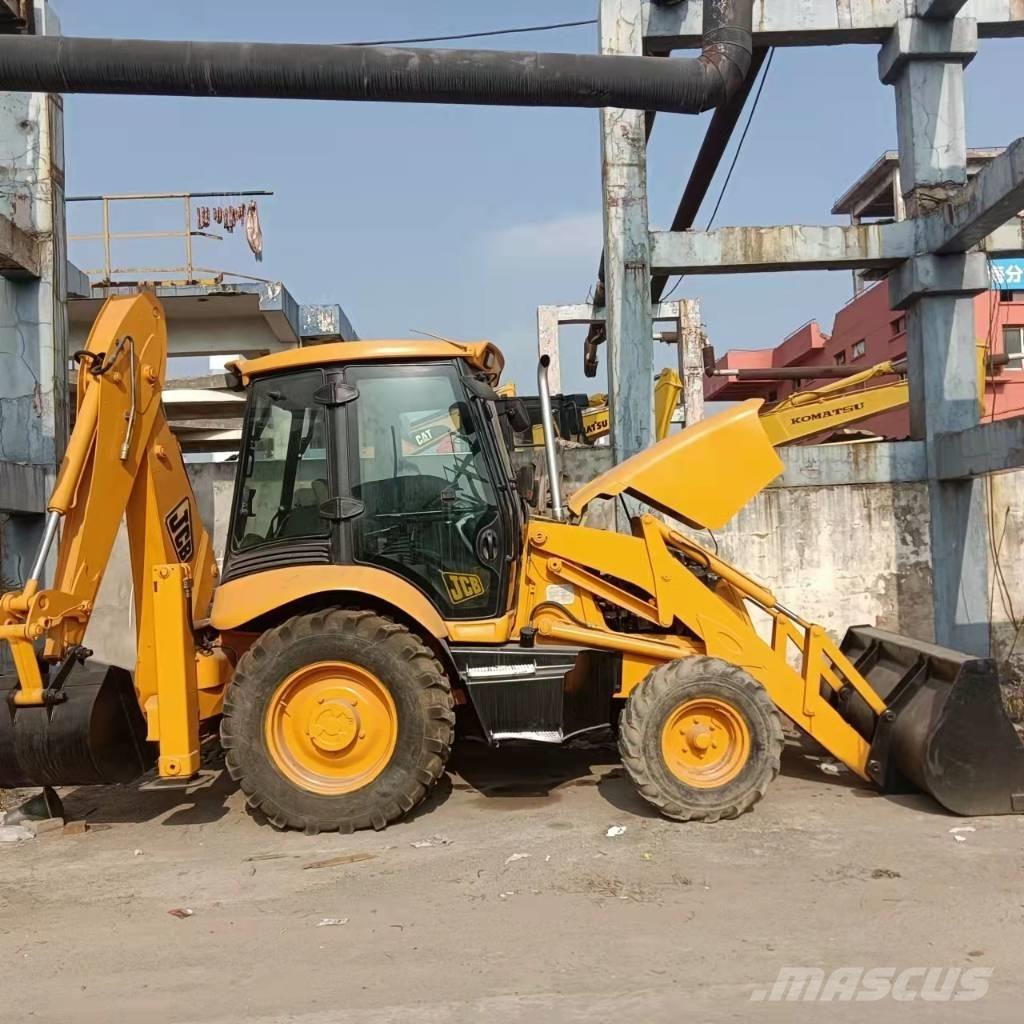 JCB 3CX バックホーローダー