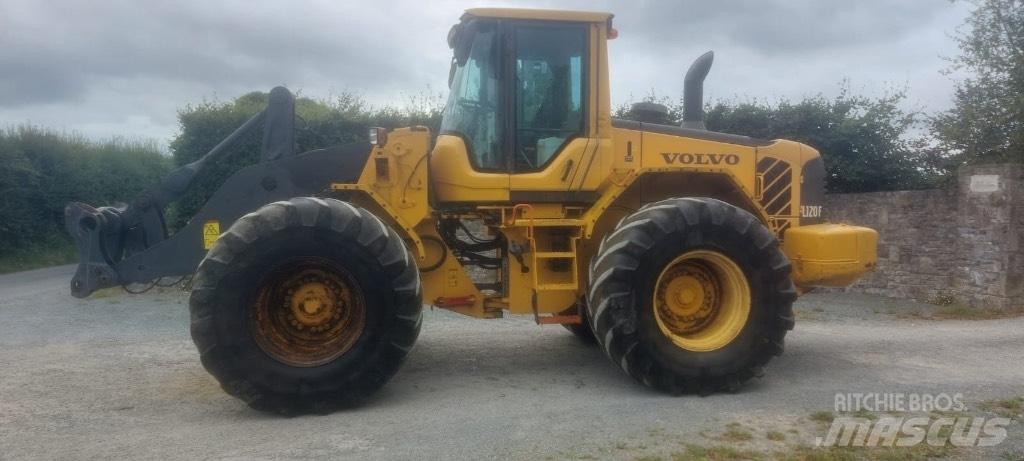 Volvo L 120 F ホイールローダー・タイヤショベル