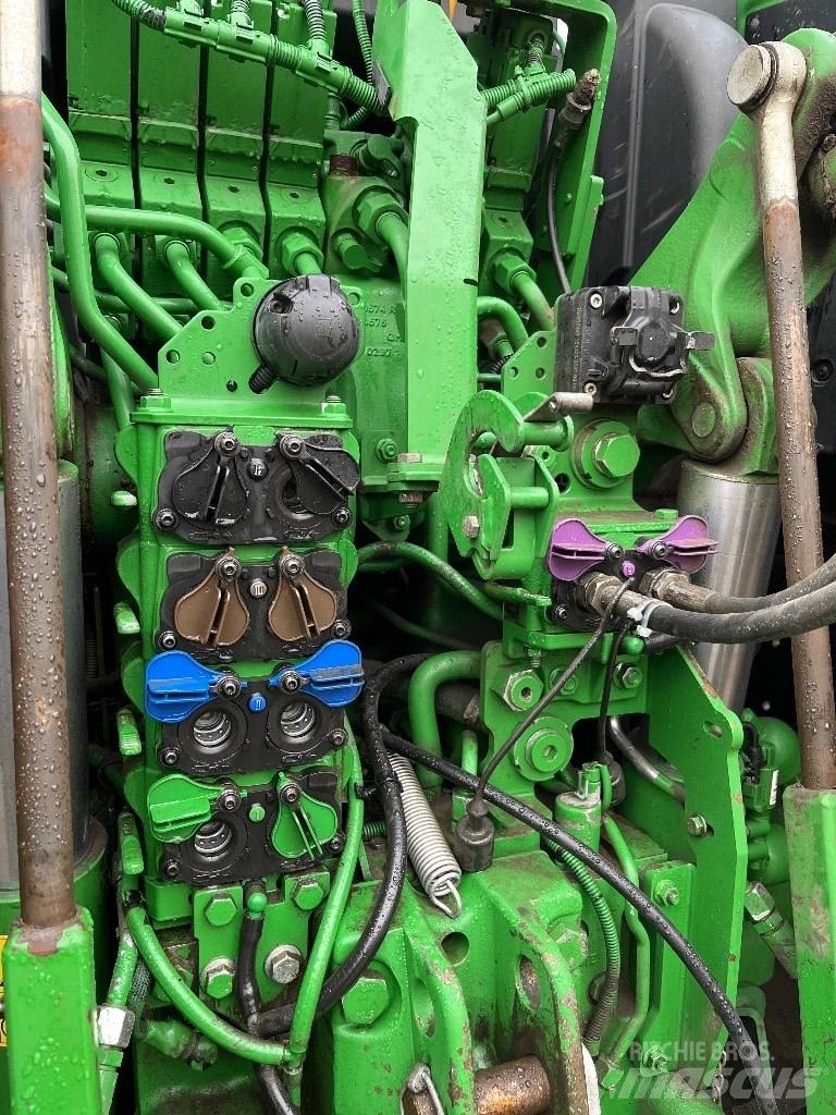 John Deere 6175 R トラクター
