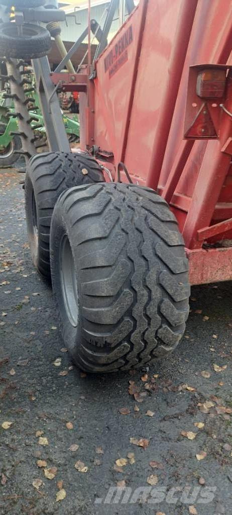 Kivi-Pekka KP 5 石磔除去機