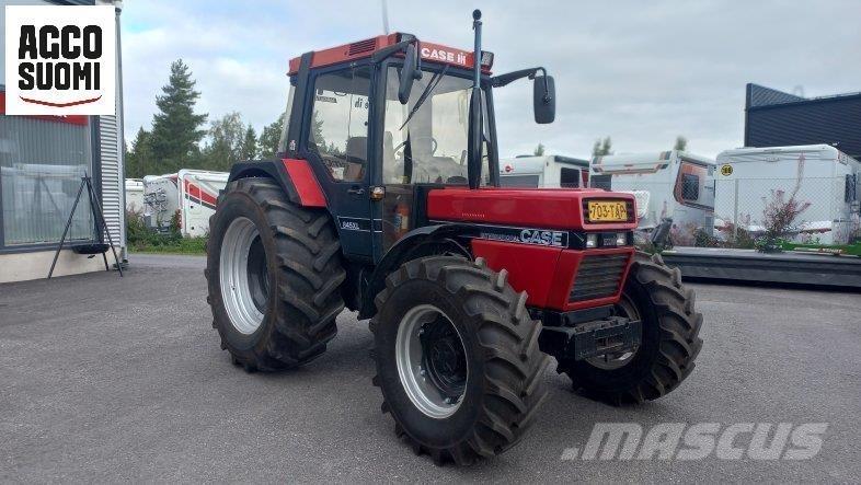 Case IH 845 XL トラクター