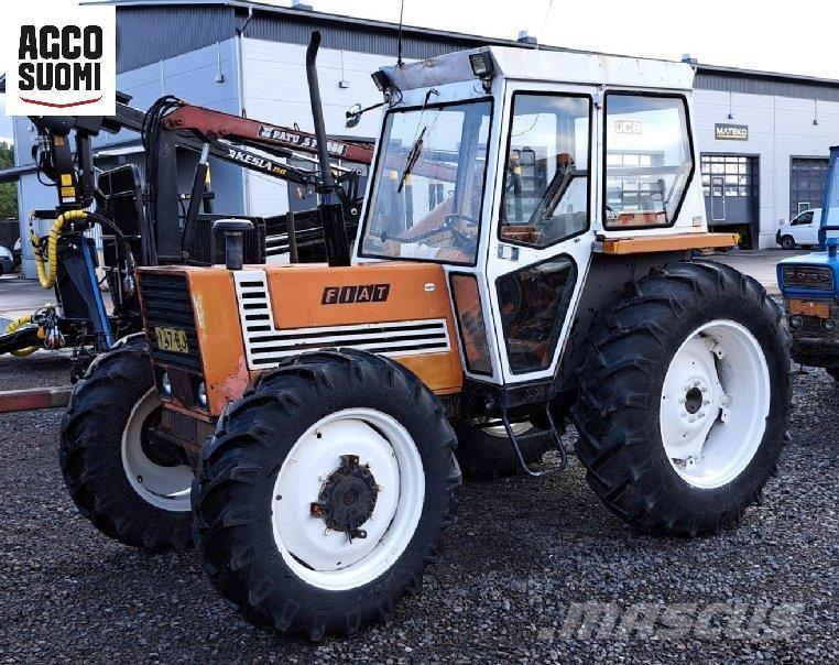 Fiat 780 780 DT 4X4 トラクター