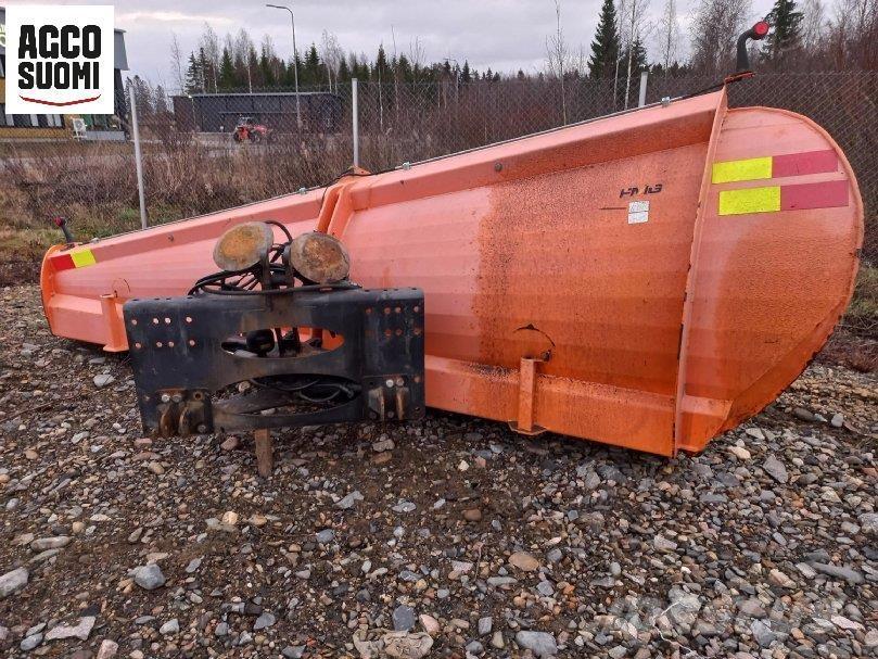 FMG ALUEAURA 420 スノーブレードとプラウ