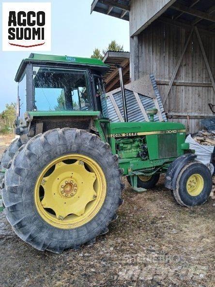 John Deere 3040 SG トラクター