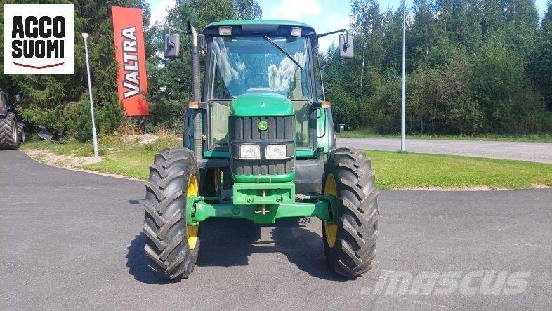 John Deere 6220 SE トラクター