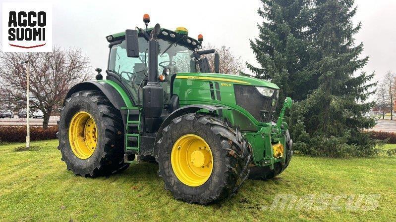 John Deere 6250 R トラクター