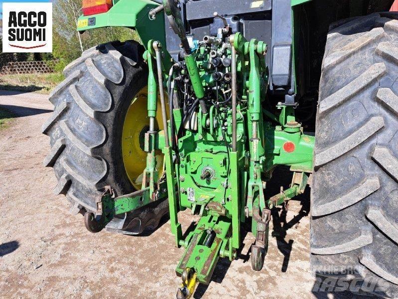 John Deere 6800 トラクター