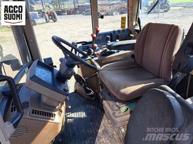 John Deere 6800 トラクター