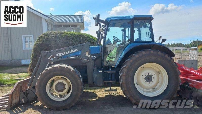 New Holland TM135 トラクター