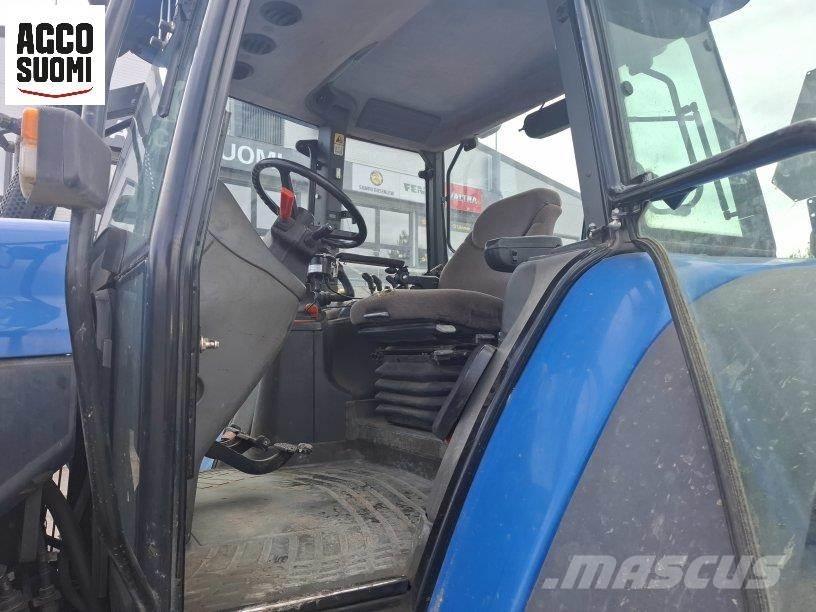 New Holland TM190 トラクター