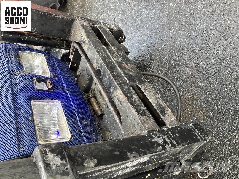 Stark ALUEAURA 320 スノーブレードとプラウ