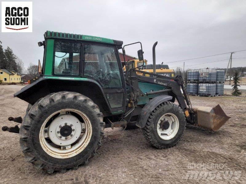 Valmet 6200 トラクター