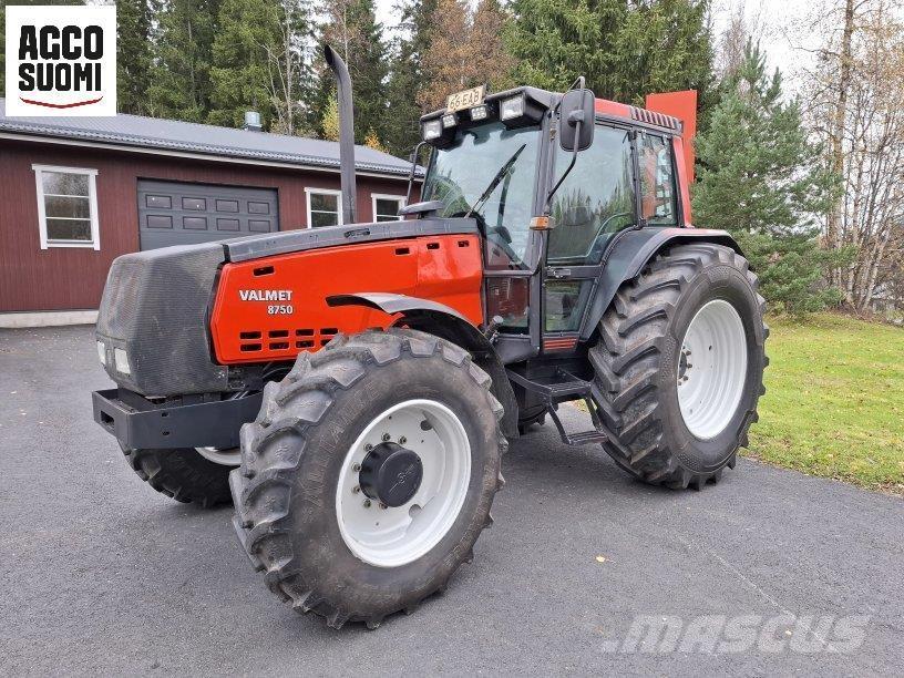 Valmet 8750 トラクター