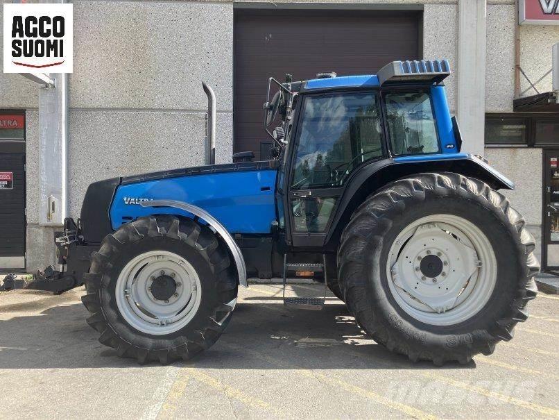 Valtra 8050 MEGA トラクター